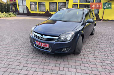 Универсал Opel Astra 2007 в Староконстантинове