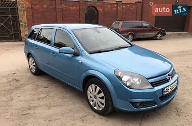 Универсал Opel Astra 2004 в Виннице