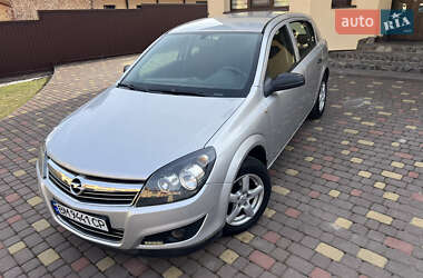 Хетчбек Opel Astra 2009 в Львові