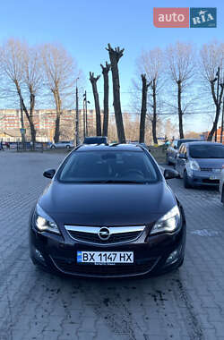 Универсал Opel Astra 2012 в Хмельницком