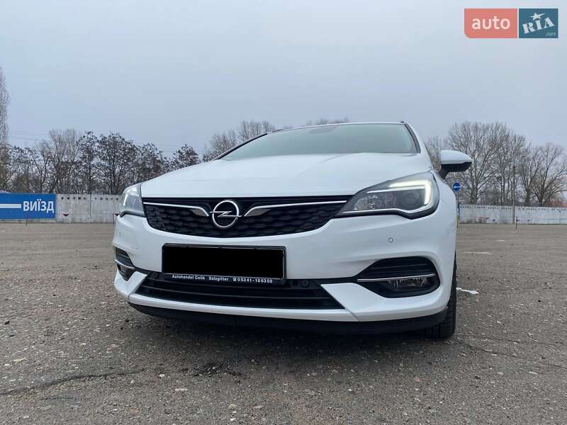 Универсал Opel Astra 2020 в Киеве