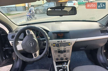 Универсал Opel Astra 2008 в 