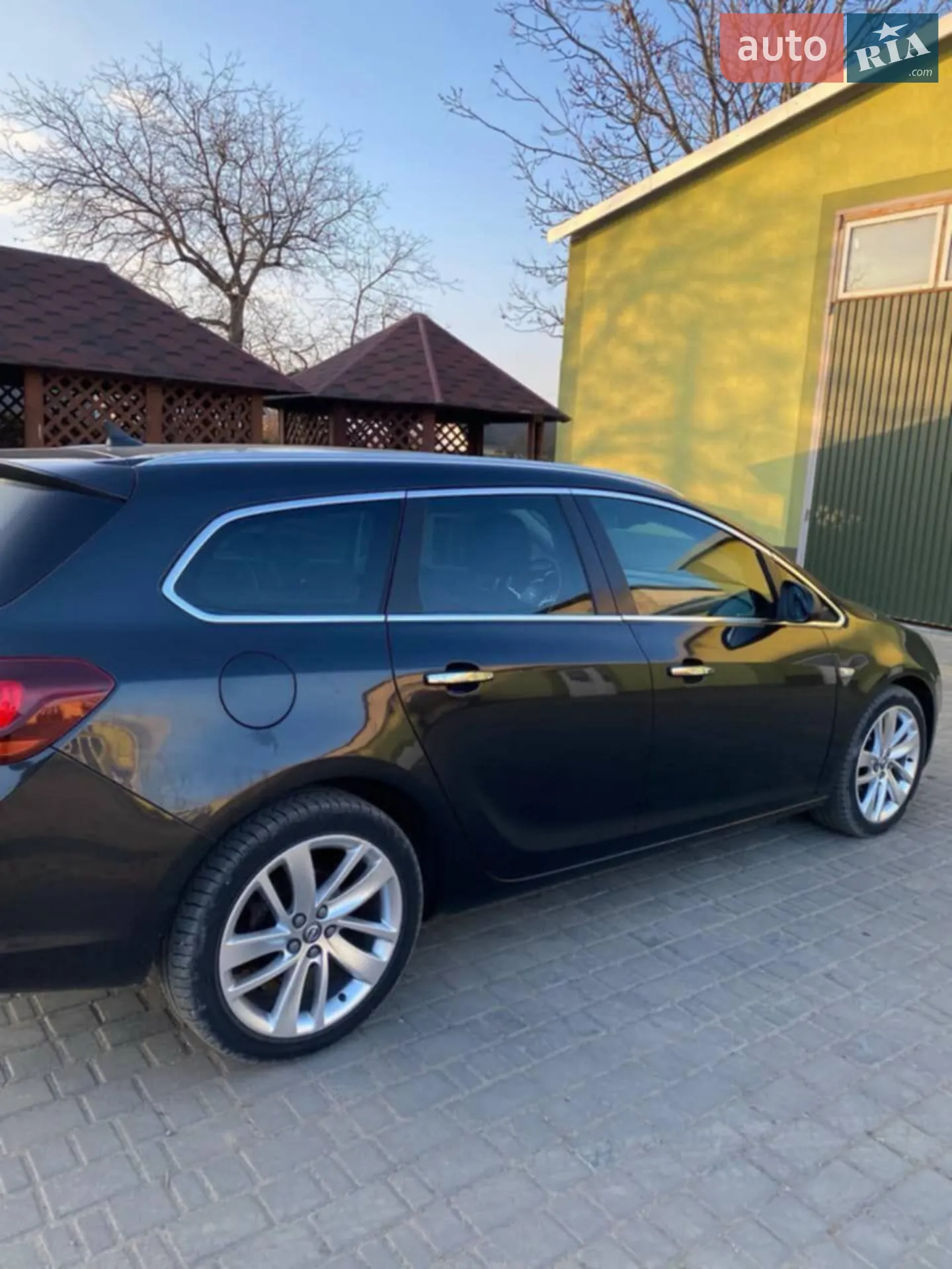 2012 Opel Astra - фото 1
