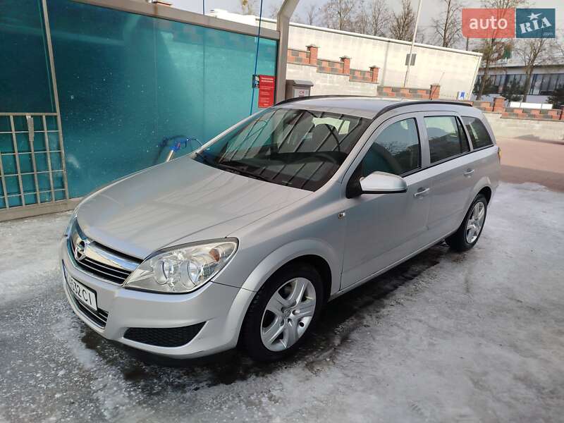 Универсал Opel Astra 2008 в 