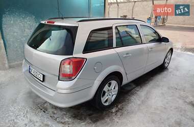 Универсал Opel Astra 2008 в 