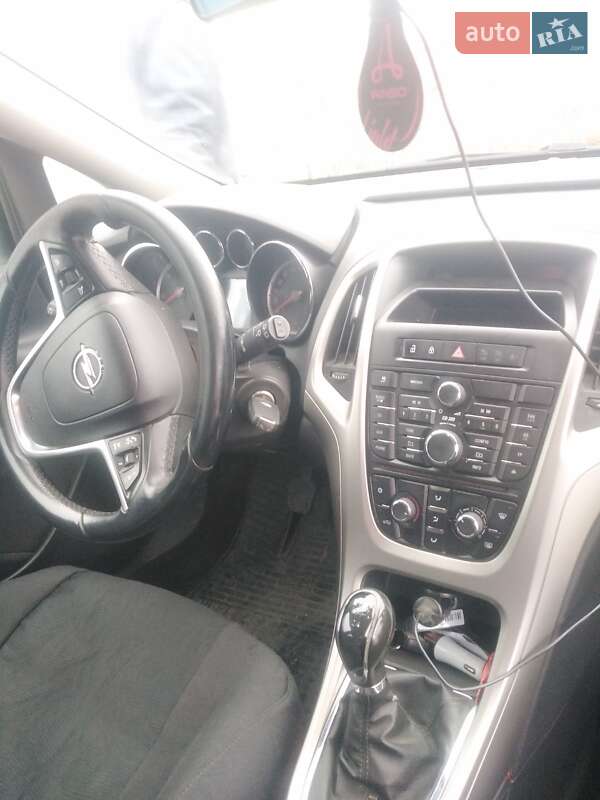 Универсал Opel Astra 2011 в Николаеве фото 8 Универсал Opel Astra 2011 в Николаеве