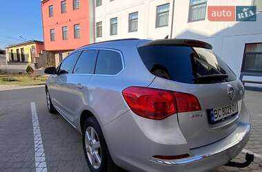 Универсал Opel Astra 2014 в 