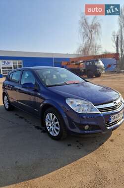 Хэтчбек Opel Astra 2008 в Кропивницком