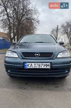 Седан Opel Astra 2004 в Белой Церкви