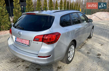 Универсал Opel Astra 2011 в Кременчуге