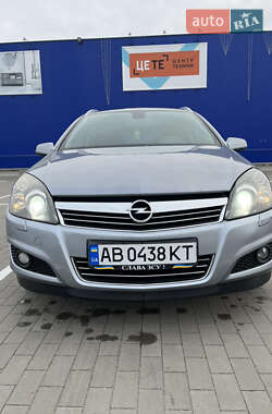 Универсал Opel Astra 2009 в Виннице