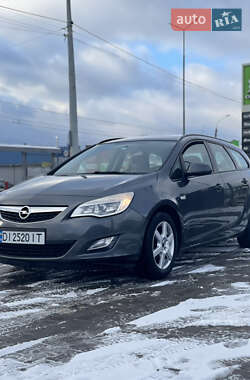 Универсал Opel Astra 2011 в Житомире