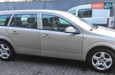 Универсал Opel Astra 2009 в 