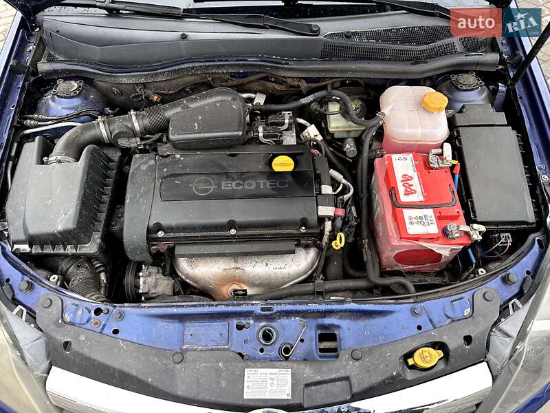 Универсал Opel Astra 2004 в Яворове