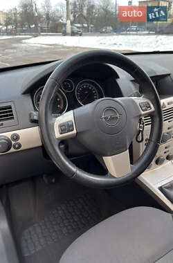 Универсал Opel Astra 2008 в 