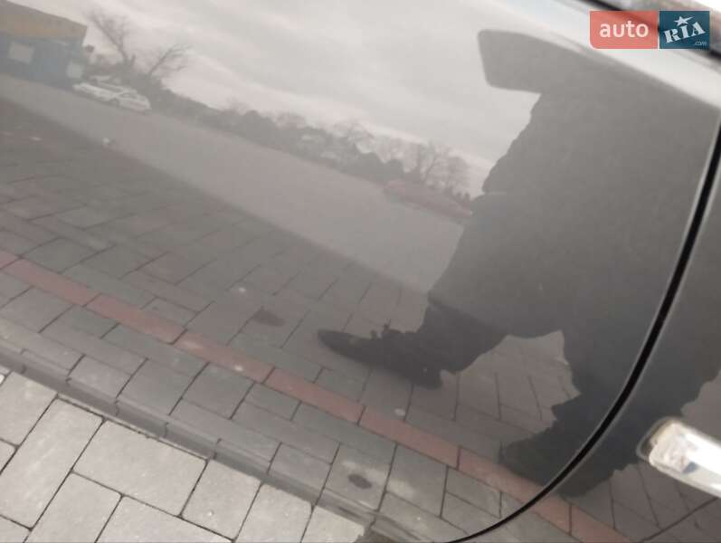 Универсал Opel Astra 2011 в Ровно