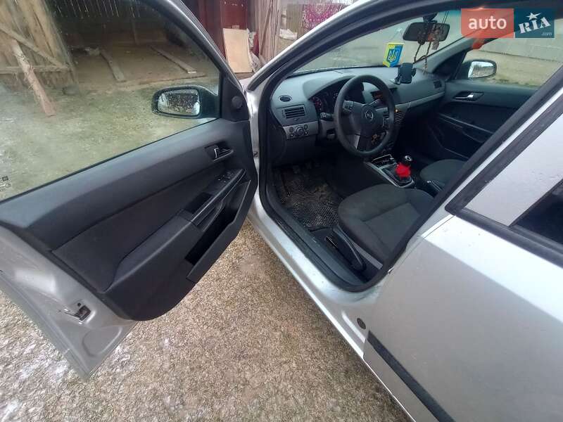 Універсал Opel Astra 2007 в Немирові