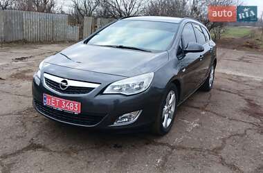 Универсал Opel Astra 2011 в Краматорске