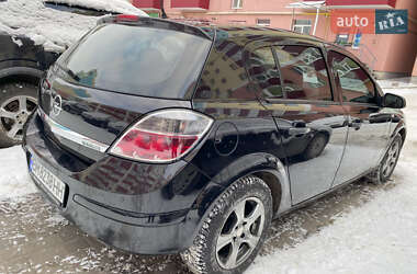 Хэтчбек Opel Astra 2009 в Сумах