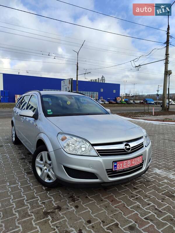 Універсал Opel Astra 2009 в Білій Церкві