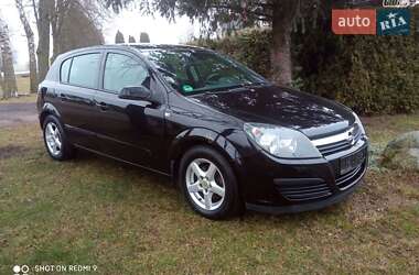 Хэтчбек Opel Astra 2007 в Черновцах