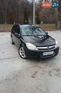 Універсал Opel Astra 2007 в Каневі