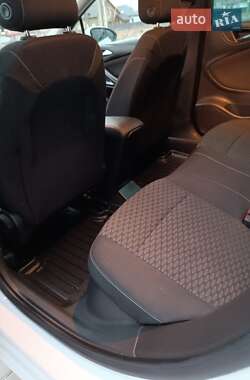 Универсал Opel Astra 2016 в 