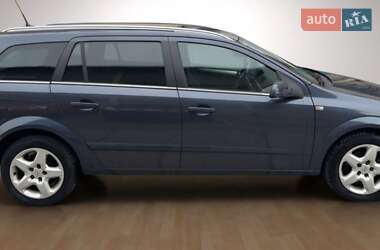 Универсал Opel Astra 2006 в 