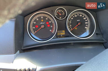 Универсал Opel Astra 2005 в 