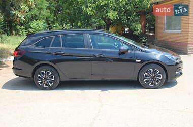 Универсал Opel Astra 2020 в 