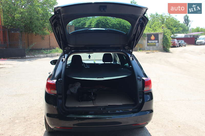 Универсал Opel Astra 2020 в Одессе