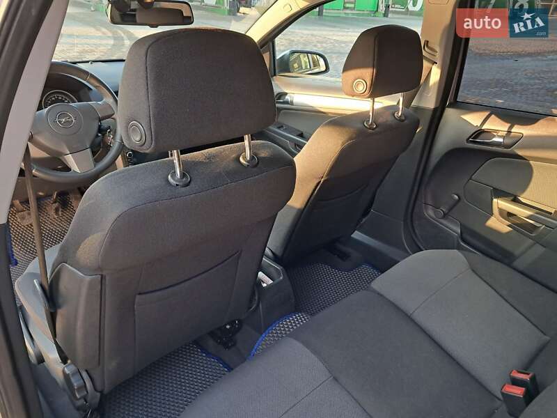 Универсал Opel Astra 2007 в Кропивницком
