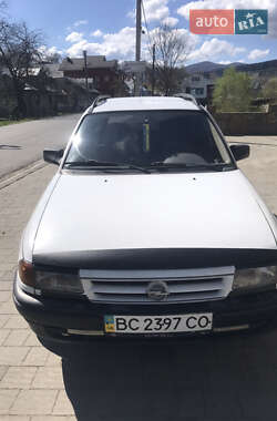 Універсал Opel Astra 1993 в Делятині