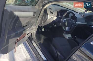 Универсал Opel Astra 2007 в 