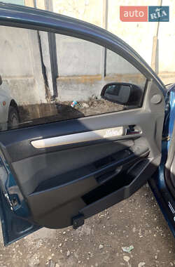 Универсал Opel Astra 2007 в 
