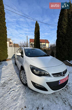 Універсал Opel Astra 2013 в Луцьку