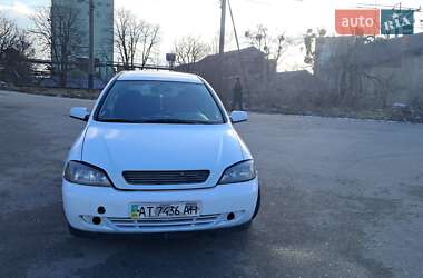 Купе Opel Astra 2000 в Стрию