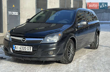 Универсал Opel Astra 2012 в Софиевской Борщаговке