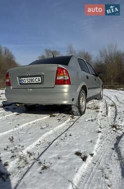 Седан Opel Astra 2006 в Тернополі