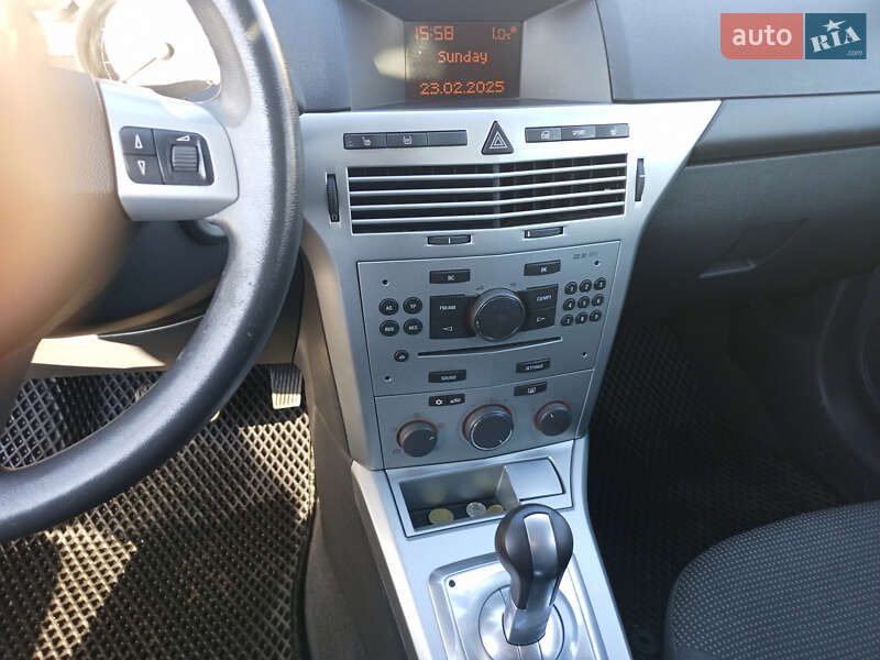 Хэтчбек Opel Astra 2009 в Хмельницком