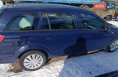 Универсал Opel Astra 2006 в 