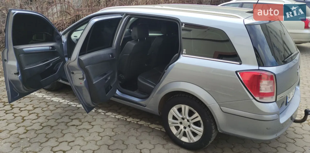 2010 Opel Astra - мініатюра 22