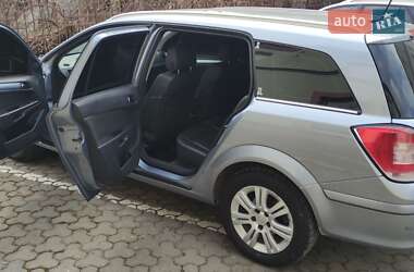 Универсал Opel Astra 2009 в 