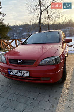Хэтчбек Opel Astra 1998 в 