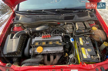 Хэтчбек Opel Astra 1998 в 
