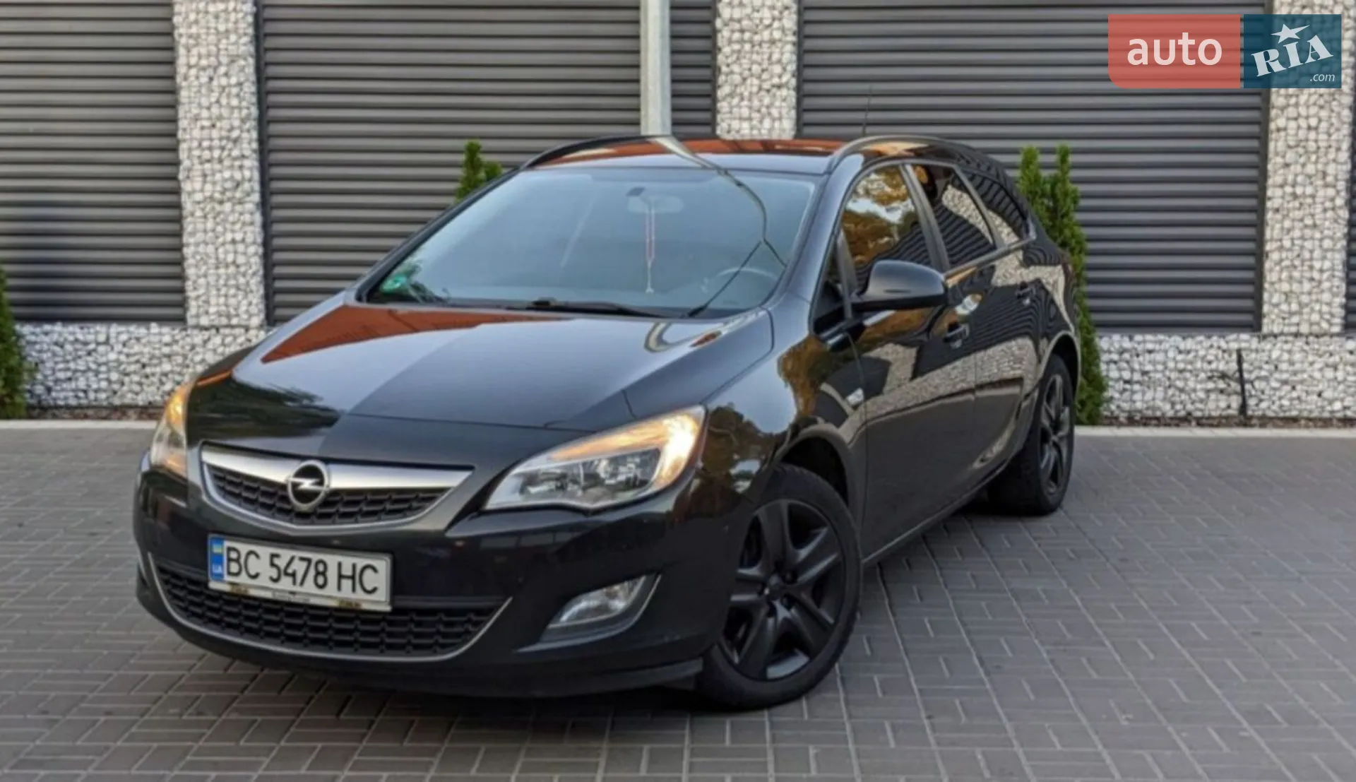 2011 Opel Astra - мініатюра 2