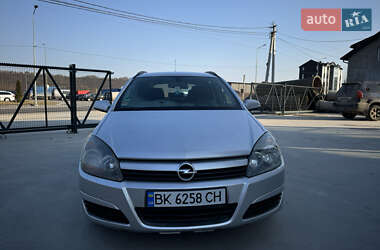 Универсал Opel Astra 2005 в Теребовле