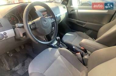 Універсал Opel Astra 2010 в 
