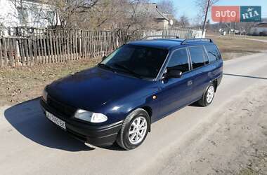 Універсал Opel Astra 2001 в Білій Церкві