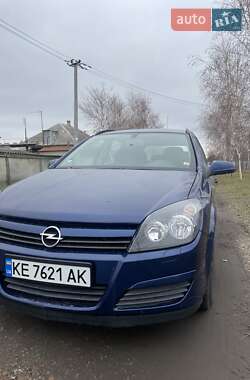 Универсал Opel Astra 2005 в Новомосковске